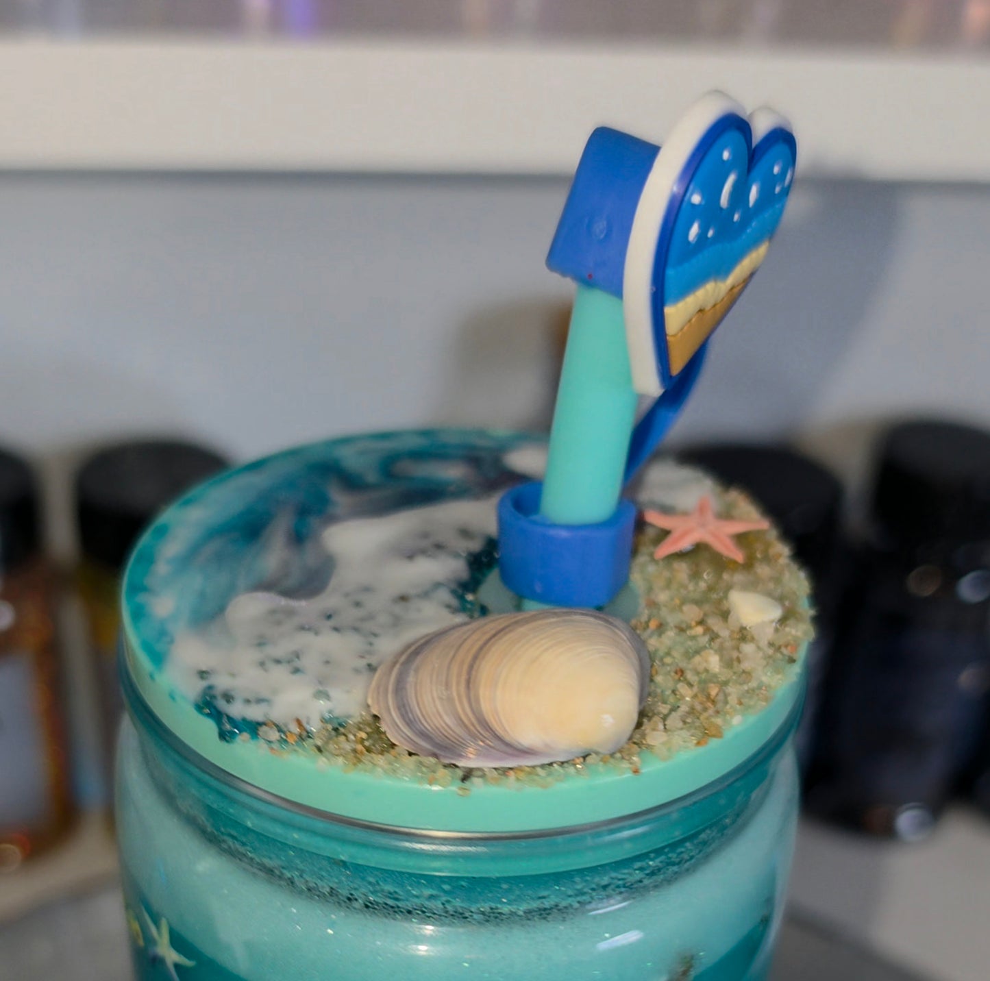 Custom lid